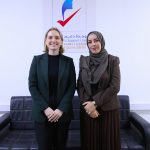 عضو مجلس المفوضية تبحث مع المستشارة السياسية البريطانية سبل تعزيز تمكين المرأة في الانتخابات