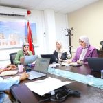 وحدة دعم المرأة تناقش مبادرات مع المنظمات المعنية بحقوق المرأة خلال مرحلة توزيع بطاقة (ناخب)