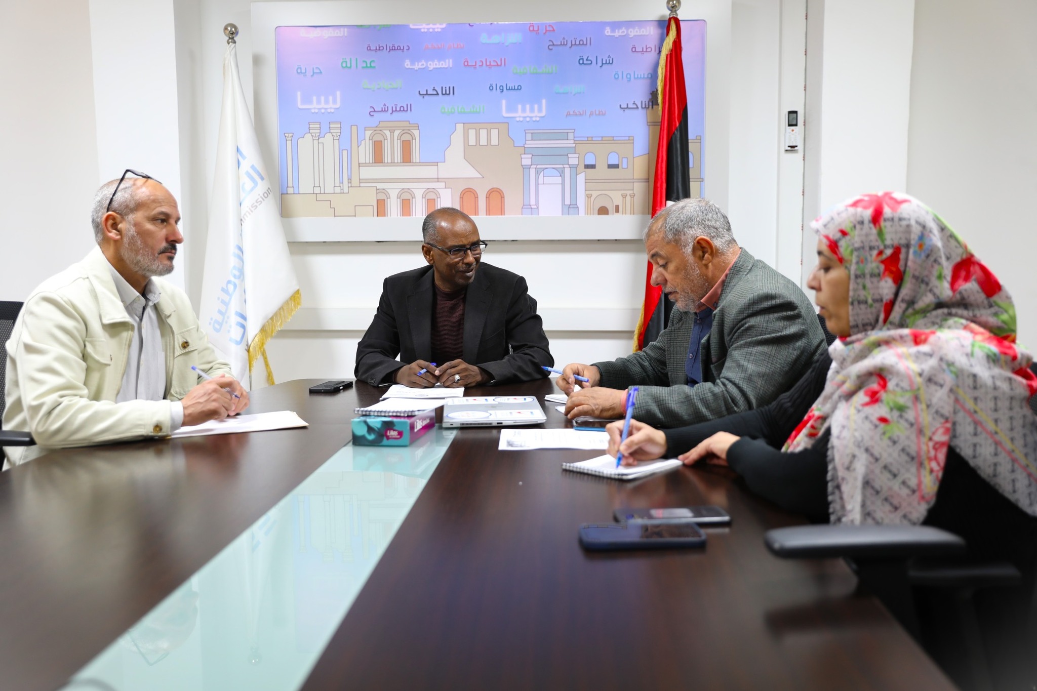 المفوضية تبحث ترتيبات انتخابات 134 نقابة فرعية للمعلمين