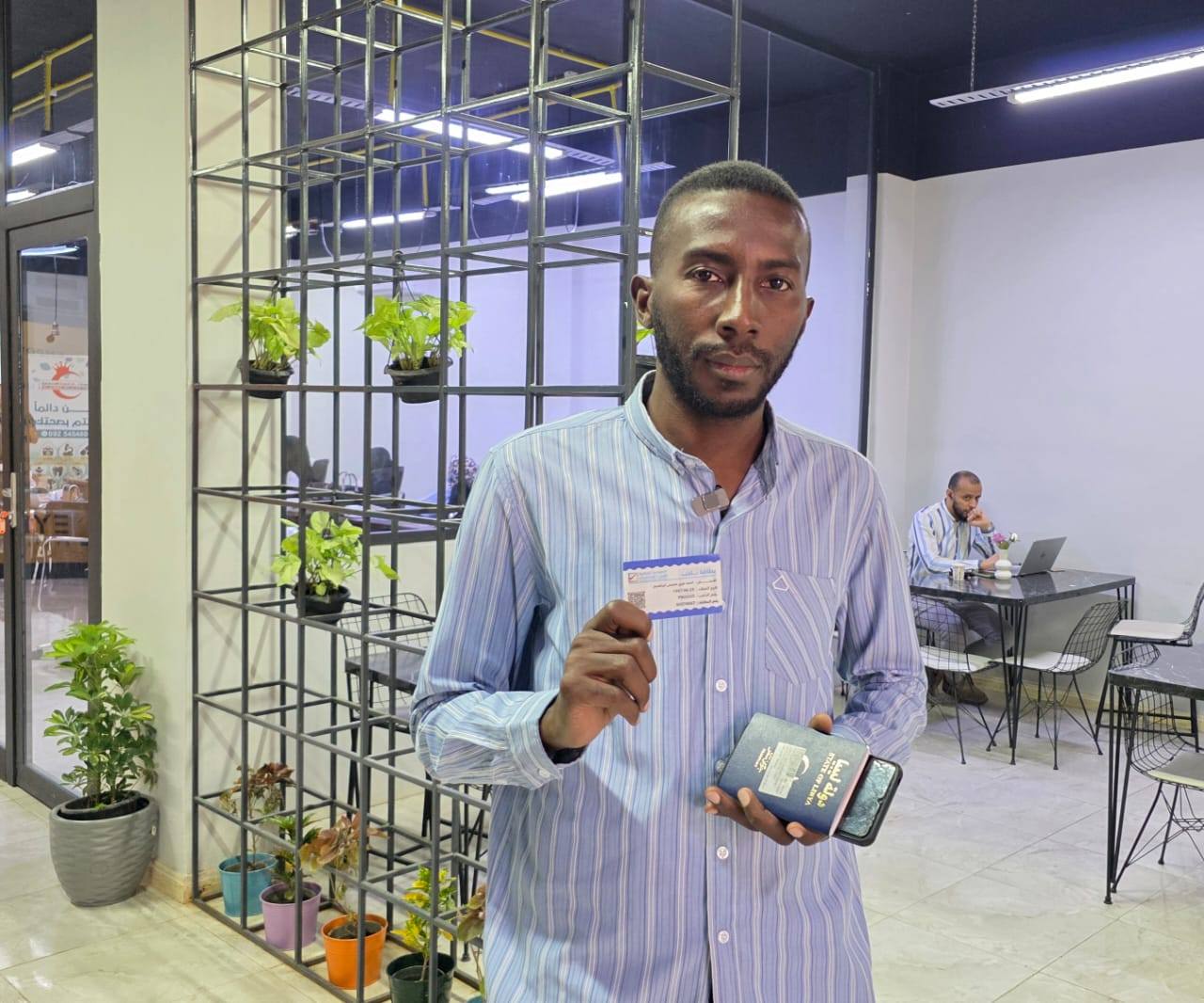 متابعات: لتوزيع بطاقة (ناخب) بمراكز التوزيع بالبلديات