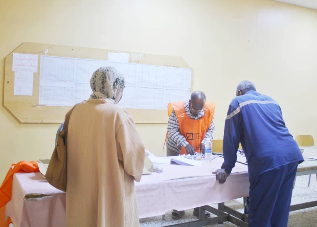 متابعات لتوزيع بطاقة (ناخب) بمراكز التوزيع بالبلديات (طبرق، قصر الجدي، بنغازي، توكرة، قمينس، الأبيار، سلوق، سرت، سبها)