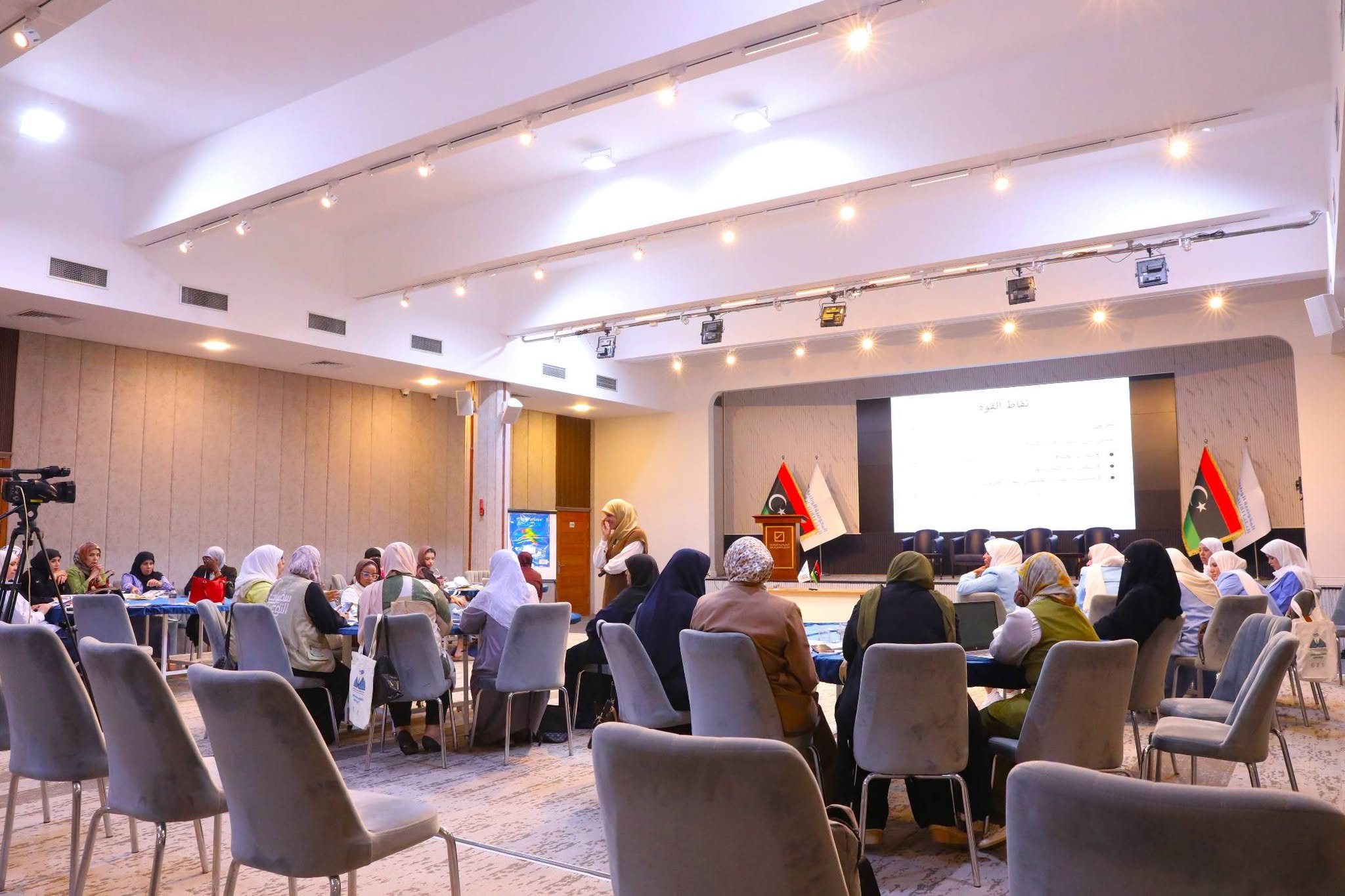 وحدة دعم المرأة تطلق النسخة الثالثة من سلسلة تدريبات التطوير المهني والقيادي للمرأة