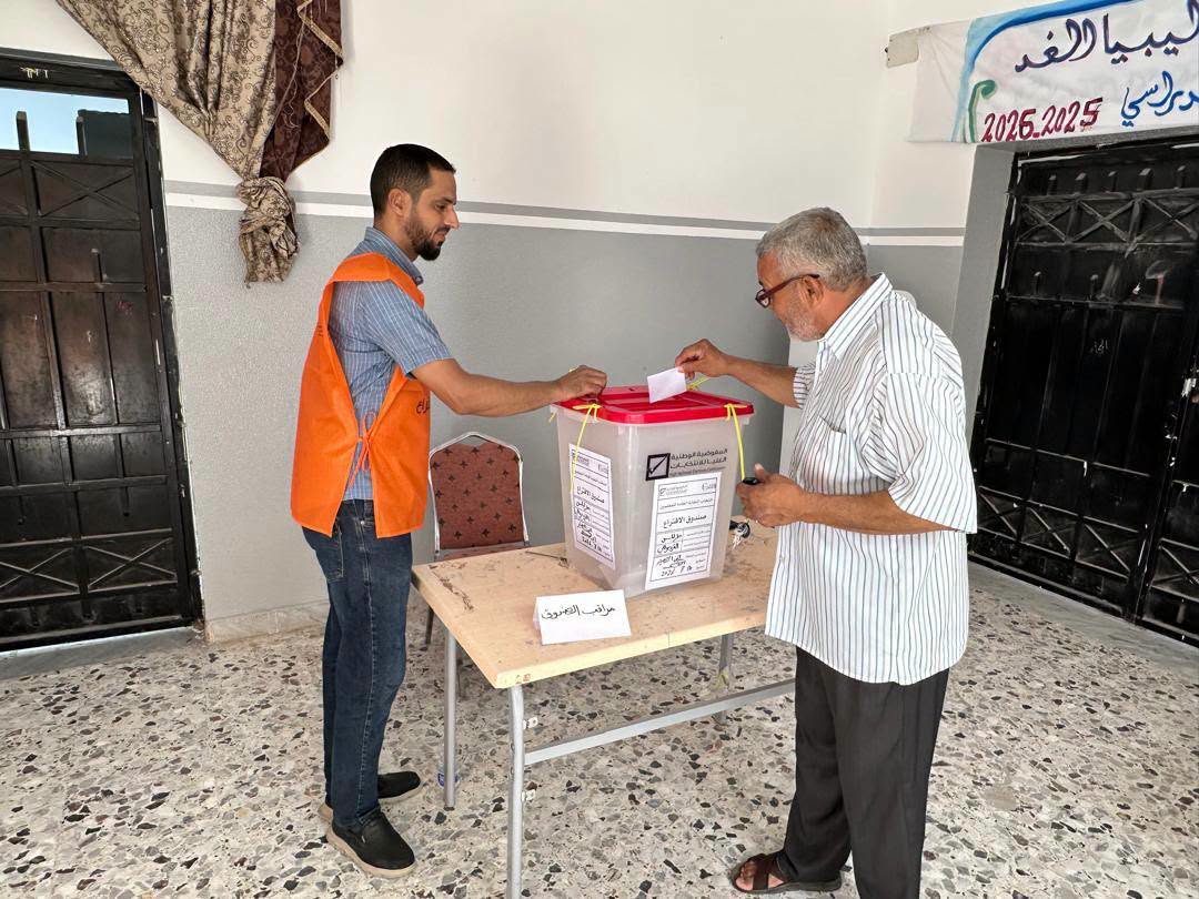 استمرار عملية الاقتراع وتواصل توافد الناخبين في انتخابات النقابات الفرعية للمعلمين