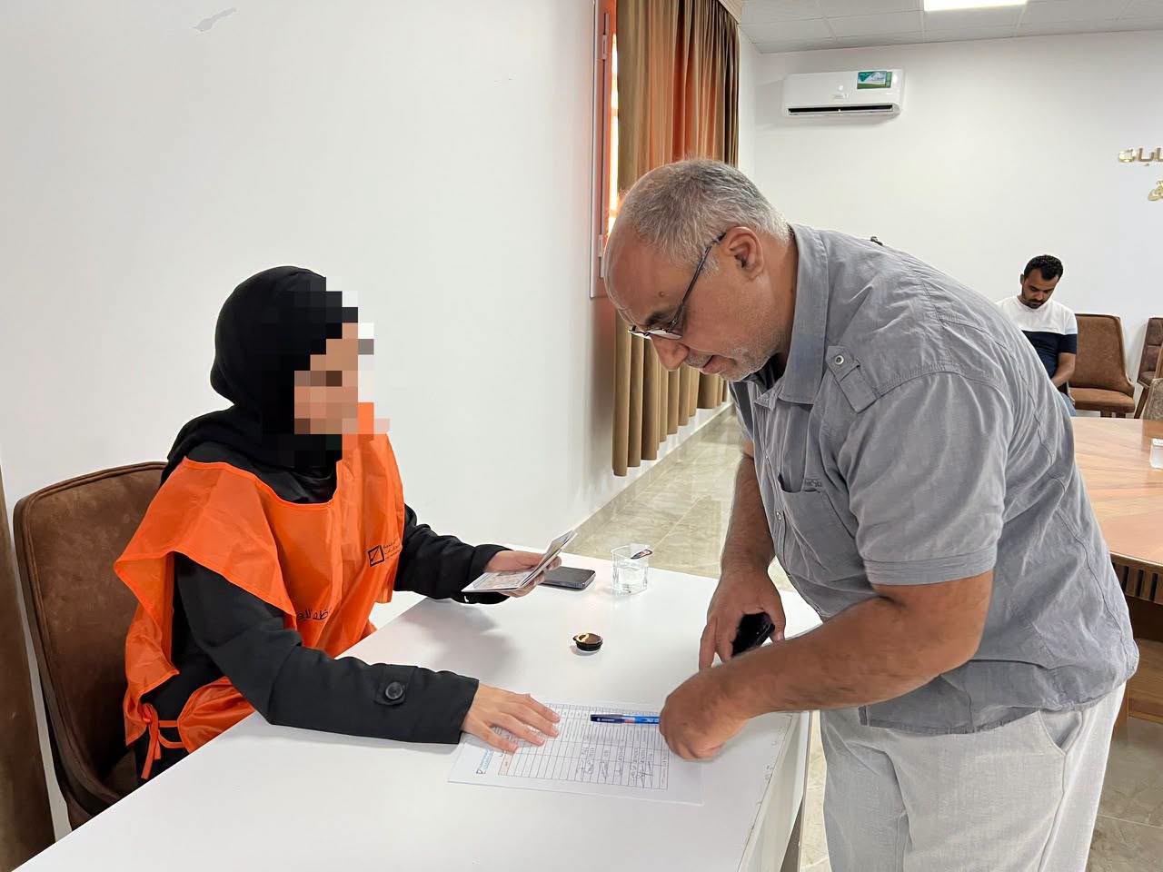 استمرار عملية الاقتراع وتواصل توافد الناخبين في انتخابات النقابات الفرعية للمعلمين