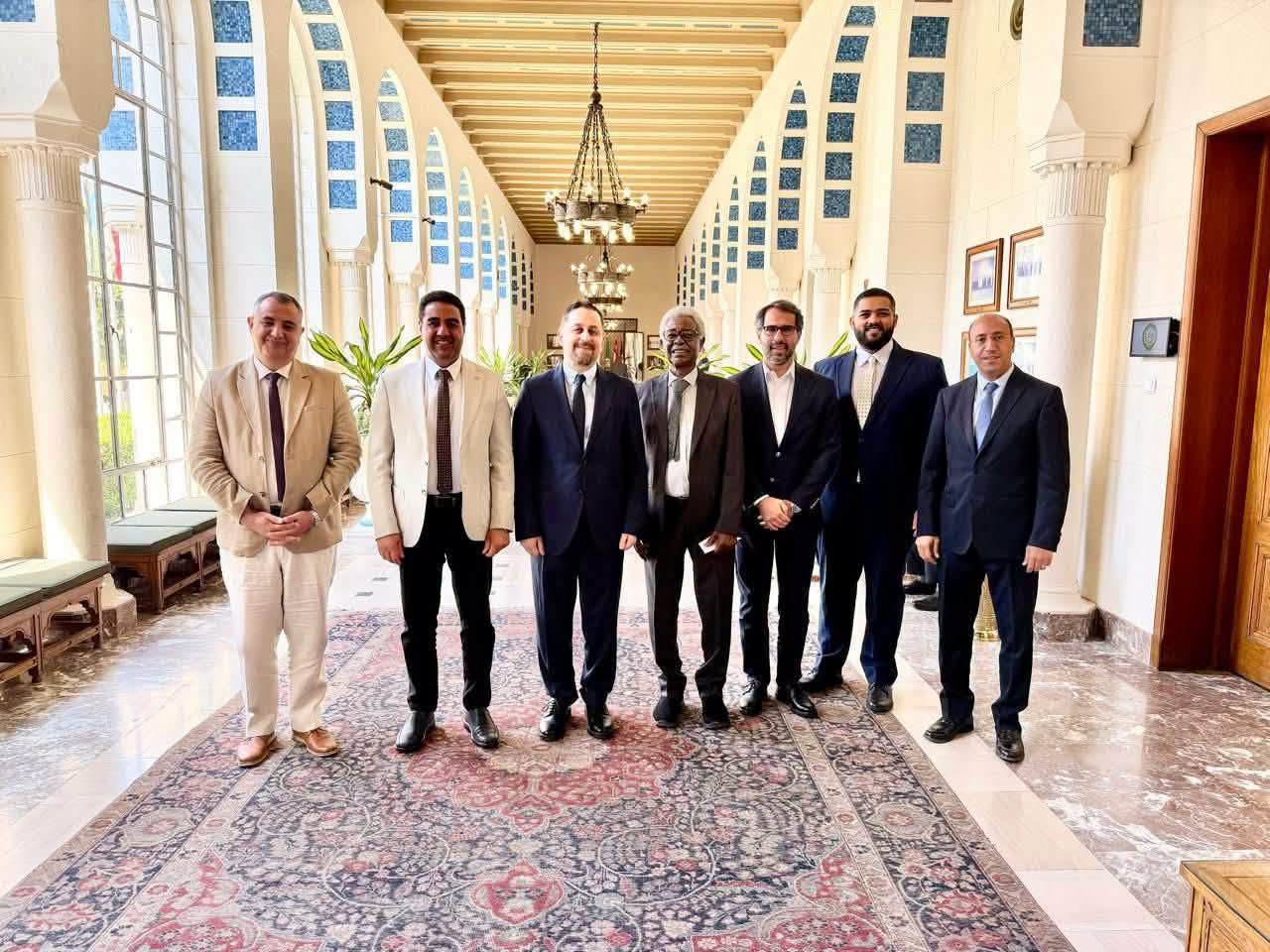 عضو مجلس المفوضية يترأس اجتماع المكتب التنفيذي للمنظمة العربية للإدارات الانتخابية بالقاهرة.