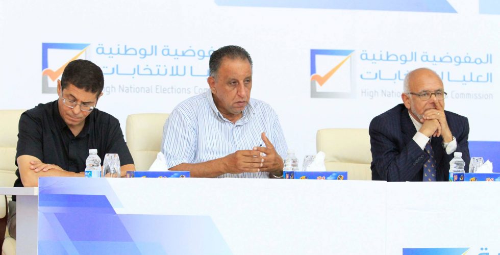 14060355_861126497353475_809018992_o مشروع أيادي الإصلاح ينظم ندوة حول دور المفوضية الريادي في تعزيز الشفافية