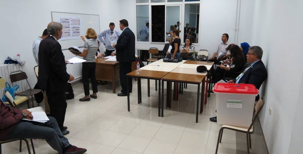 فريق من المفوضية يتابع عملية إنتخاب المجلس الأعلى للقضاء بتونس
