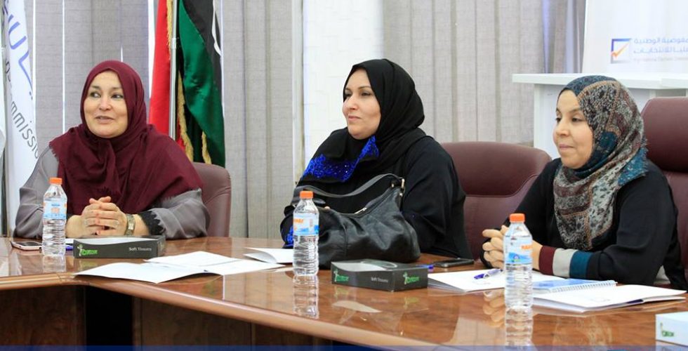 20885120_1091593534306769_1760470510_n ورشة عمل حول المعوقات التي اعترضت المرأة الناخبة