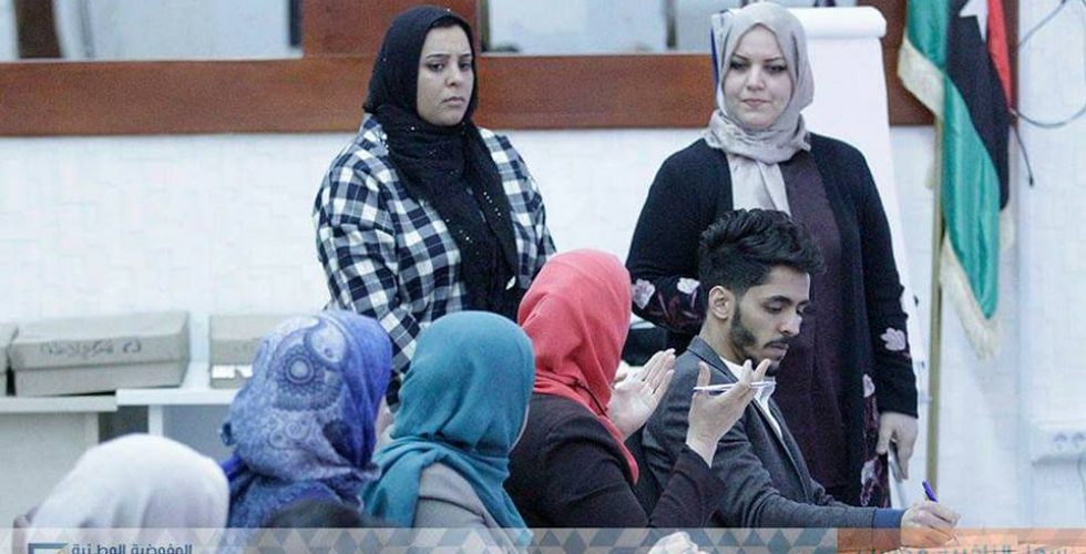 25289569_1184731301660422_4320988978710135755_n وحدة دعم المرأة تبحث سبل دعم المرأة في التسجيل الانتخابي